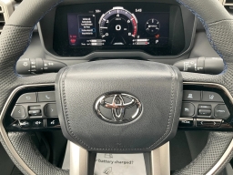 Toyota Tundra 4WD Platinum CrewMax 5.5' Bed (Natl) 2026