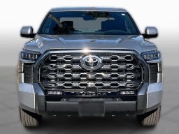 Toyota Tundra 4WD Platinum CrewMax 5.5' Bed (Natl) 2026