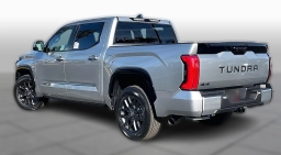 Toyota Tundra 4WD Platinum CrewMax 5.5' Bed (Natl) 2026