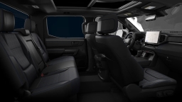 Toyota Tundra 4WD Platinum CrewMax 5.5' Bed (Natl) 2026