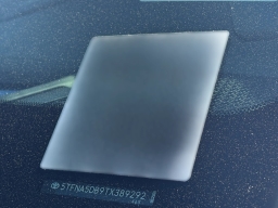 Toyota Tundra 4WD Platinum CrewMax 5.5' Bed (Natl) 2026