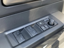 Toyota Tundra 4WD Platinum CrewMax 5.5' Bed (Natl) 2026