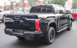 Toyota Tundra 4WD TRD Pro Hybrid CrewMax 5.5' Bed (Natl) 2026