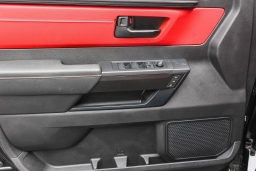 Toyota Tundra 4WD TRD Pro Hybrid CrewMax 5.5' Bed (Natl) 2026