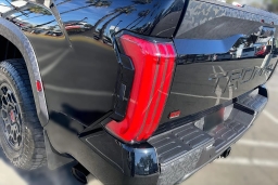 Toyota Tundra 4WD TRD Pro Hybrid CrewMax 5.5' Bed (Natl) 2026