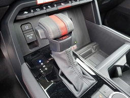 Toyota Tundra 4WD TRD Pro Hybrid CrewMax 5.5' Bed (Natl) 2026