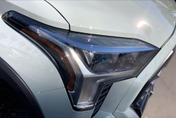 Toyota Tundra 4WD Limited CrewMax 5.5' Bed (Natl) 2026