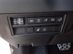 Toyota Tundra 4WD Platinum CrewMax 5.5' Bed (Natl) 2026