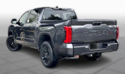 Toyota Tundra 4WD Limited CrewMax 5.5' Bed (Natl) 2026