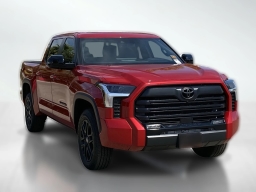 Toyota Tundra 4WD Limited CrewMax 5.5' Bed (Natl) 2026