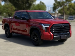 Toyota Tundra 4WD Limited CrewMax 5.5' Bed (Natl) 2026