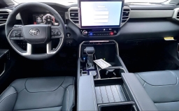 Toyota Tundra 4WD Limited CrewMax 5.5' Bed (Natl) 2026