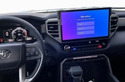 Toyota Tundra 4WD Limited CrewMax 5.5' Bed (Natl) 2026