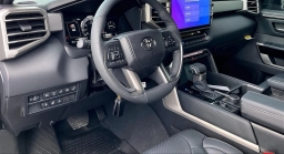 Toyota Tundra 4WD Limited CrewMax 5.5' Bed (Natl) 2026