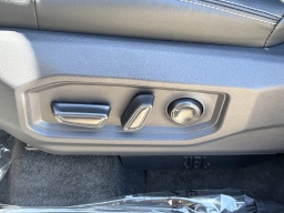 Toyota Tundra 4WD Limited CrewMax 5.5' Bed (Natl) 2026