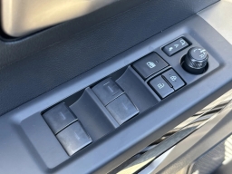 Toyota Tundra 4WD Limited CrewMax 5.5' Bed (Natl) 2026