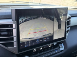 Toyota Tundra 4WD Limited CrewMax 5.5' Bed (Natl) 2026