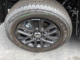 Toyota Tundra 4WD Limited CrewMax 5.5' Bed (Natl) 2026