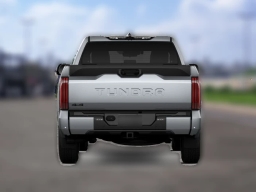 Toyota Tundra 4WD Platinum CrewMax 5.5' Bed (Natl) 2026