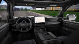 Toyota Tundra 4WD Platinum CrewMax 5.5' Bed (Natl) 2026