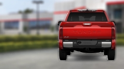 Toyota Tundra 4WD Limited CrewMax 5.5' Bed (Natl) 2026