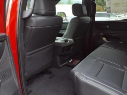 Toyota Tundra 4WD Limited CrewMax 5.5' Bed (Natl) 2026