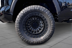 Toyota Tundra 4WD Limited Hybrid CrewMax 5.5' Bed (Natl) 2026