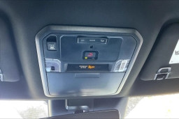 Toyota Tundra 4WD Limited Hybrid CrewMax 5.5' Bed (Natl) 2026