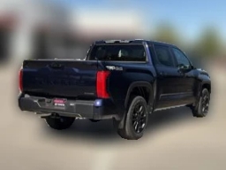 Toyota Tundra 4WD Limited Hybrid CrewMax 5.5' Bed (Natl) 2026