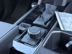 Toyota Tundra 4WD Limited Hybrid CrewMax 5.5' Bed (Natl) 2026