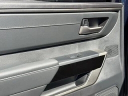 Toyota Tundra 4WD Limited Hybrid CrewMax 5.5' Bed (Natl) 2026