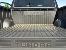 Toyota Tundra 4WD Limited Hybrid CrewMax 5.5' Bed (Natl) 2026