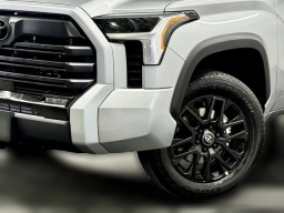 Toyota Tundra 4WD Limited Hybrid CrewMax 5.5' Bed (Natl) 2026