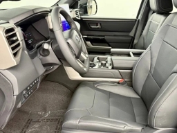 Toyota Tundra 4WD Limited Hybrid CrewMax 5.5' Bed (Natl) 2026