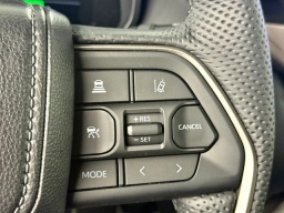 Toyota Tundra 4WD Limited Hybrid CrewMax 5.5' Bed (Natl) 2026