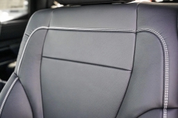 Toyota Tundra 4WD Limited Hybrid CrewMax 6.5' Bed (Natl) 2026