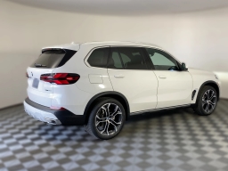 BMW X5 sDrive40i Sports Activity Vehicle 2026
