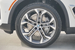 BMW X5 sDrive40i Sports Activity Vehicle 2026