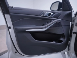 BMW X5 sDrive40i Sports Activity Vehicle 2026