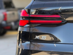 BMW X5 sDrive40i Sports Activity Vehicle 2026