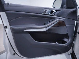 BMW X5 sDrive40i Sports Activity Vehicle 2026