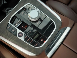 BMW X5 sDrive40i Sports Activity Vehicle 2026