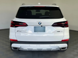 BMW X5 sDrive40i Sports Activity Vehicle 2026