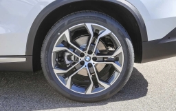 BMW X5 sDrive40i Sports Activity Vehicle 2026