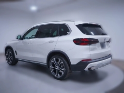 BMW X5 sDrive40i Sports Activity Vehicle 2026