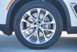 BMW X5 sDrive40i Sports Activity Vehicle 2026