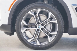 BMW X5 sDrive40i Sports Activity Vehicle 2026