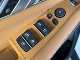 BMW X5 sDrive40i Sports Activity Vehicle 2026