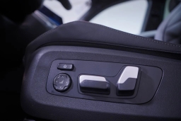 BMW X5 sDrive40i Sports Activity Vehicle 2026