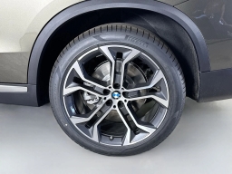 BMW X5 sDrive40i Sports Activity Vehicle 2026